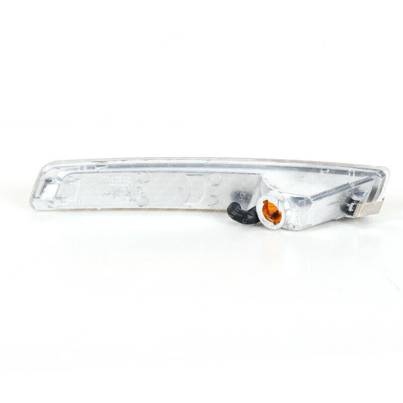 Applicable to for Volkswagen Beetle 2006-2010: Right front daytime running light, bumper turn signal light.