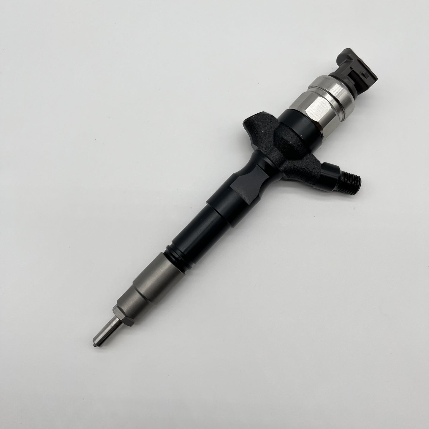 4X Diesel Fuel Injector 095000-7750 23670-30300 for Toyota HILUX VIGO 2KD Hiace