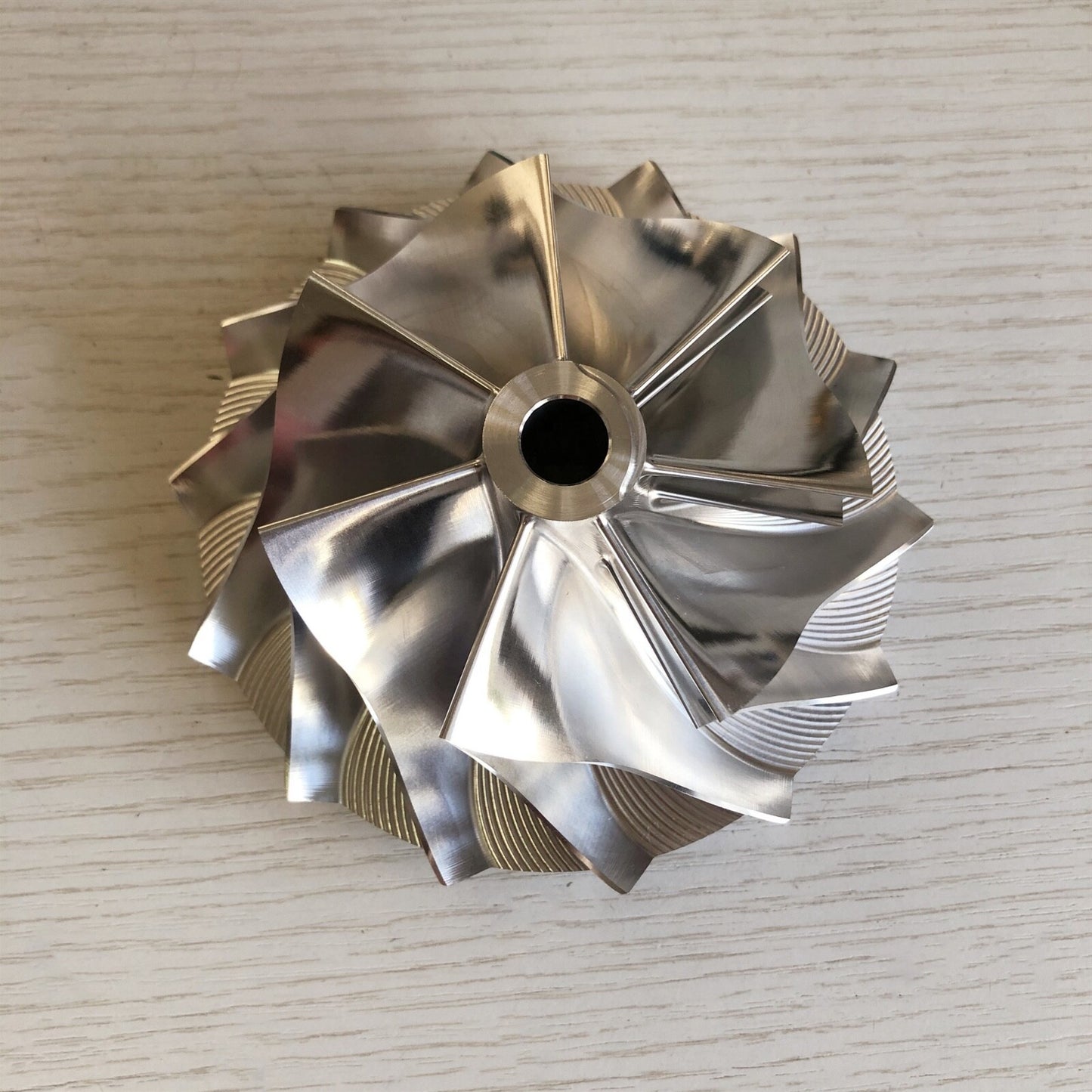 HX60 4040285 80.00/113.01 mm 7+7 Blade Performance Turbine Blank Compressor Wheel