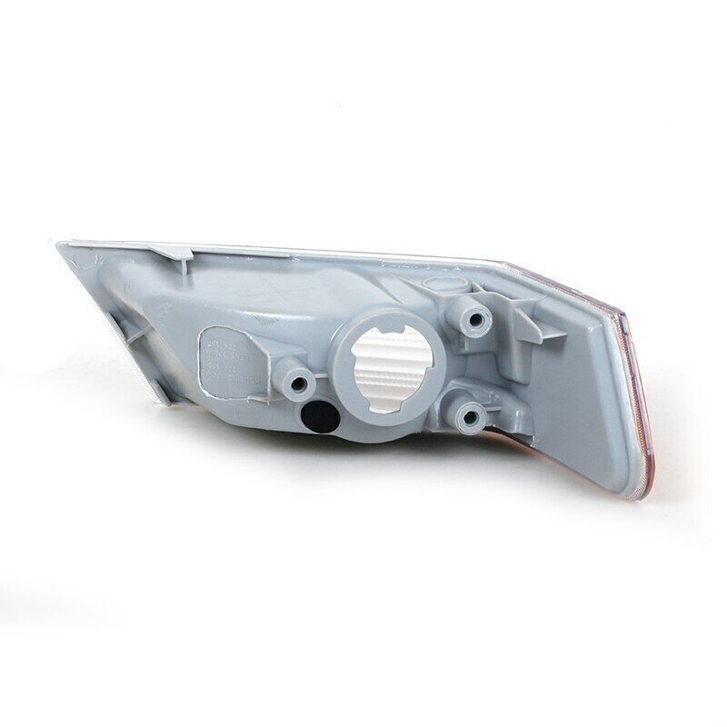 A pair of front turn signals/corner lights for 2007-2014 for Jeep Patriots without bulbs.