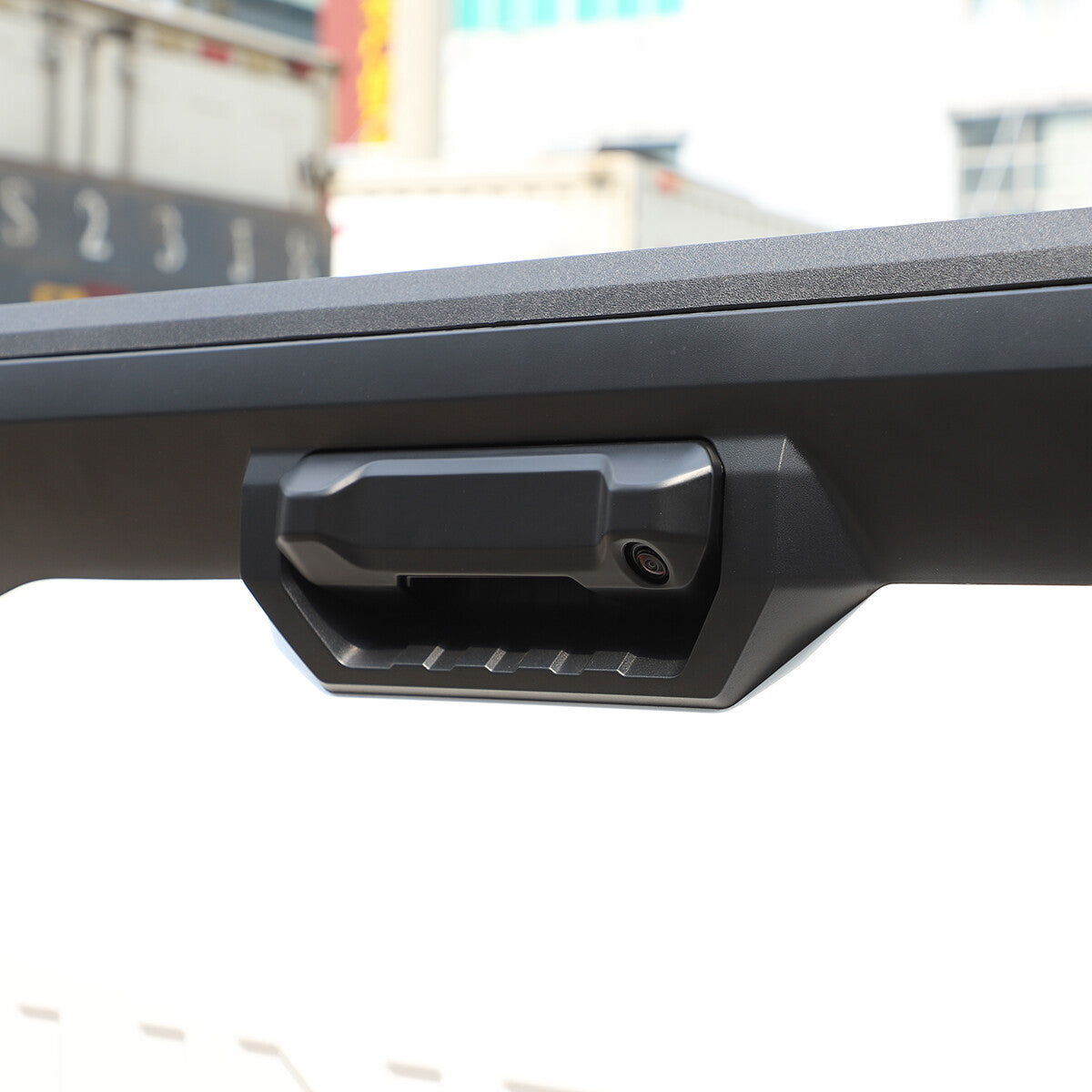Black door pillar trim covers for Land Rover Discovery LR3 LR4 (2004-16)
