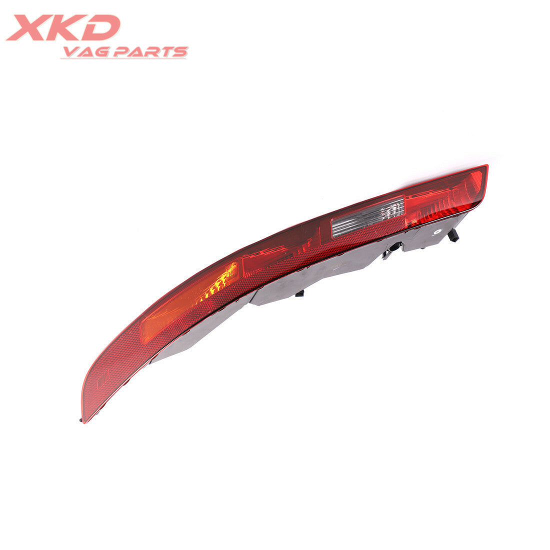 The left rear taillight is applicable to for Audi Q3 8U0 945 095 B