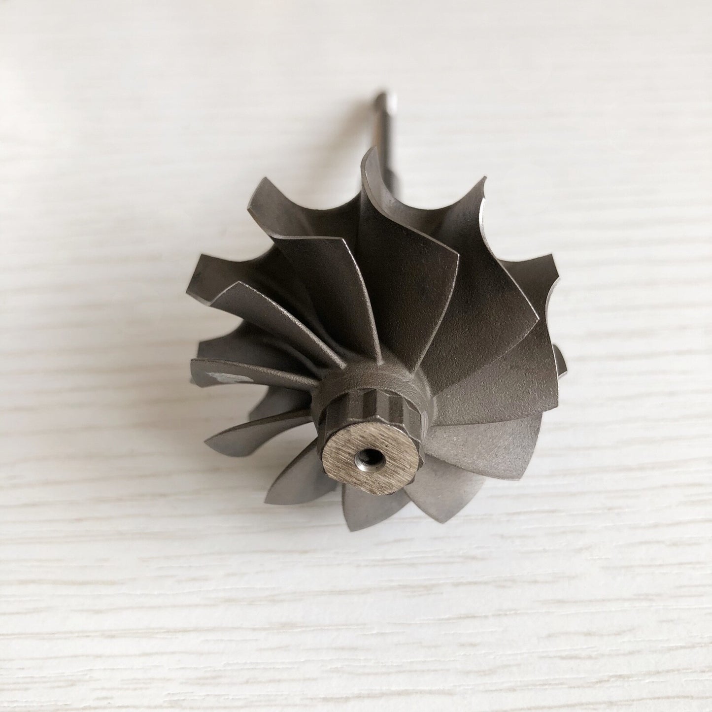 TD04L 41.2/47.2mm 11-blade turbine shaft/turbine wheel/turbine shaft