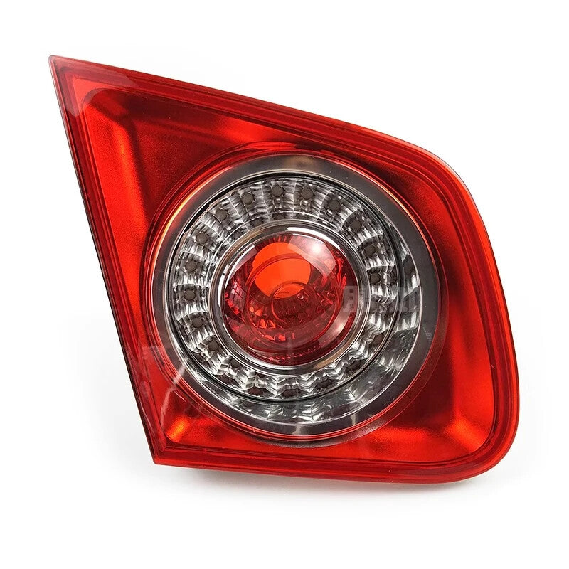 LED taillights (DRL) with the inner right side suitable for Volkswagen for Jetta 5 MK5 Sendan (2006-2011).