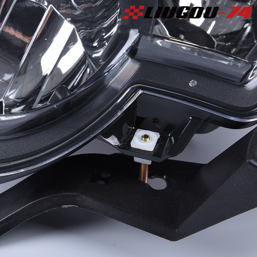 Fog lights suitable for Chevrolet Avalanche 02-06, one pair with body cladding and bracket, USA.