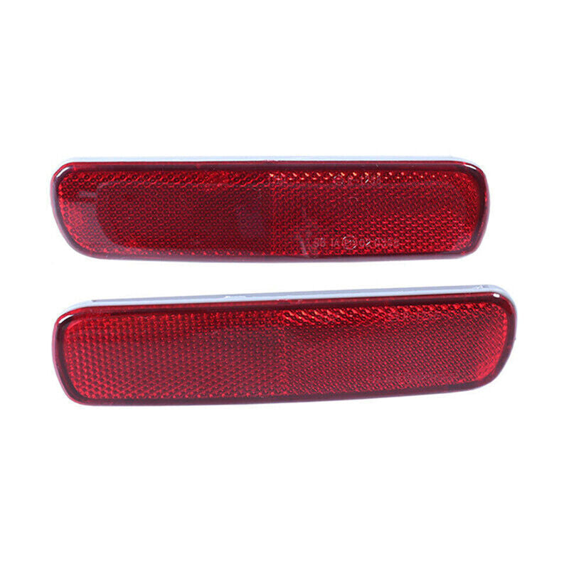 A pair of rear bumper reflectors for Toyota for Land Cruiser / for Lexus LX470 1998 - 2007