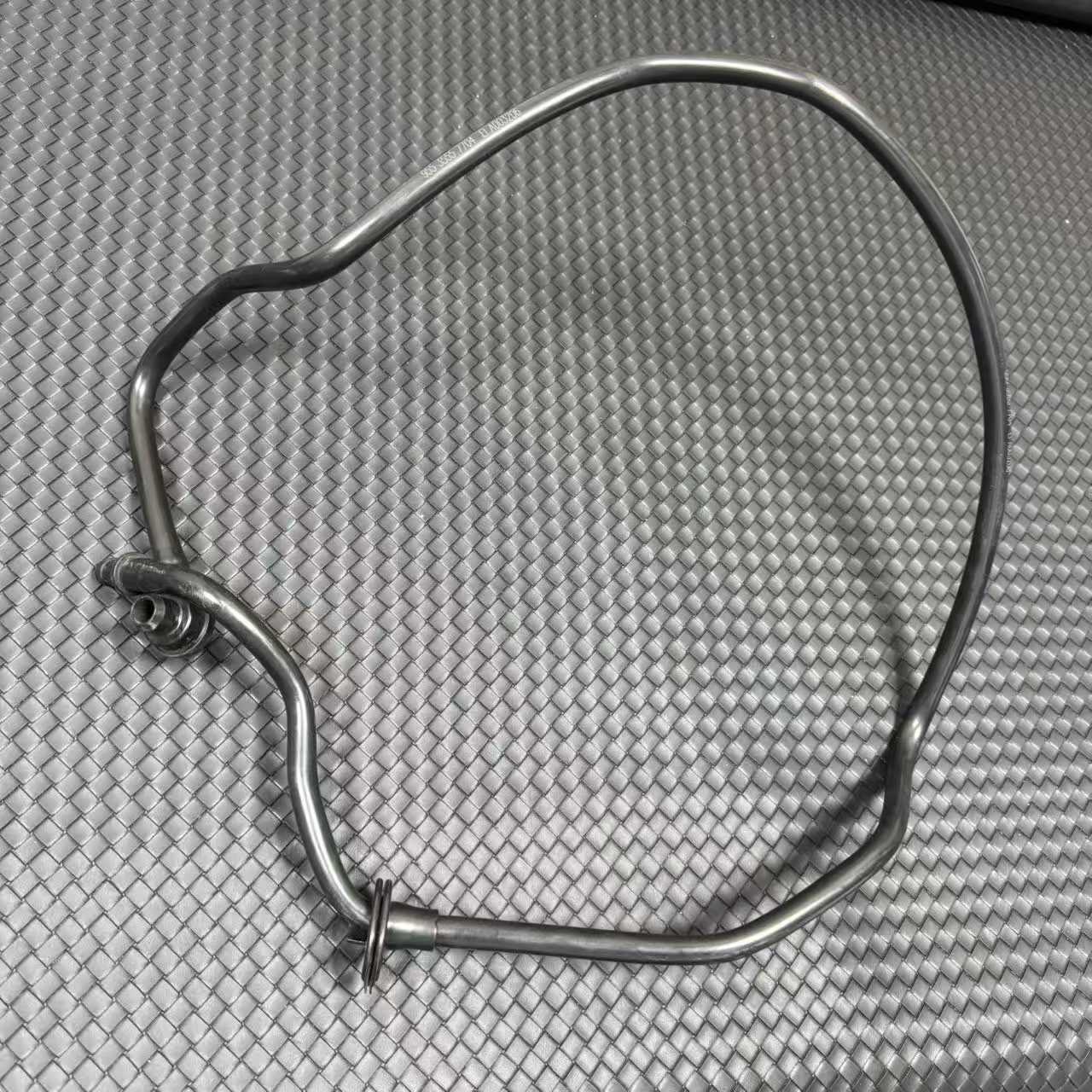 7L0611932T Vacuum Pipe for VW Touareg 7L6 7LA