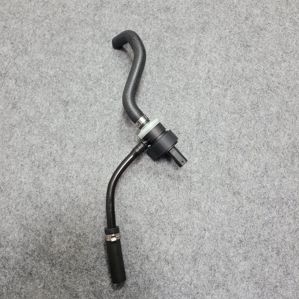 PCV Valve Bleed Line for Mercedes-Benz W213 C238 E200 GLC 300