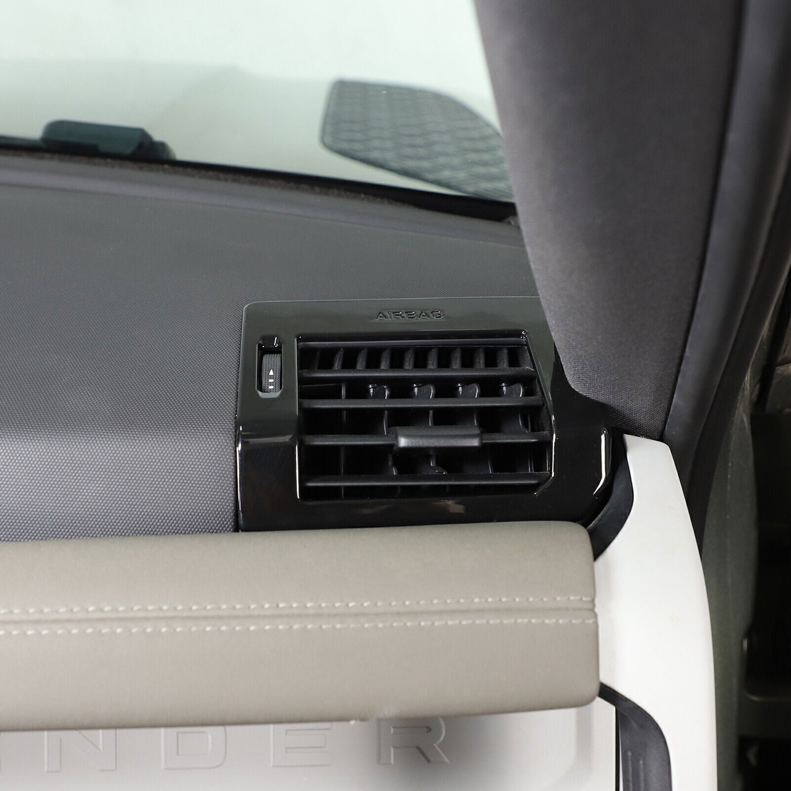 for Land Rover for Defender 2020-25 Glossy Black Outlet Vent Console LR Air Trim 2X