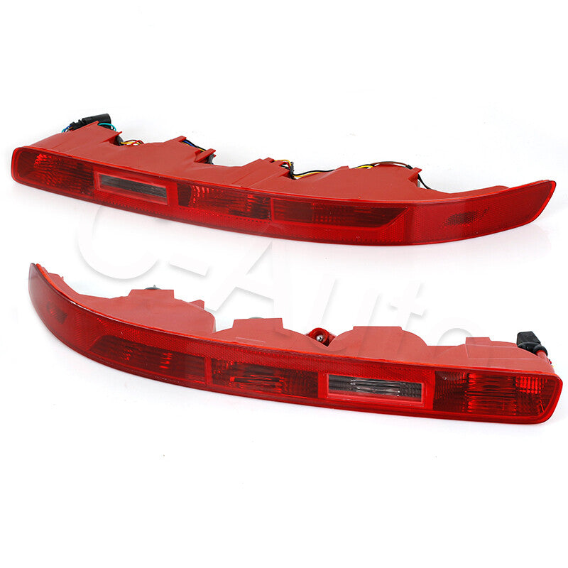 A pair of stop light turn signals for the left and right rear bumpers of for Audi Q7 models from 2006 to 2015.