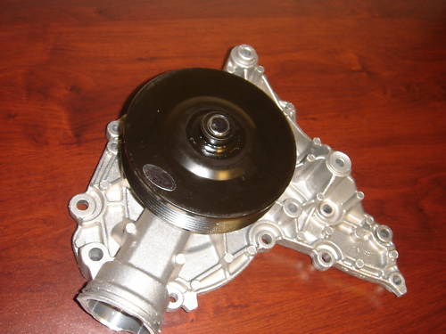 FIT for Mercedes-Benz Water Pump + GASKET C CLK E ML R SLK Class 2722000901