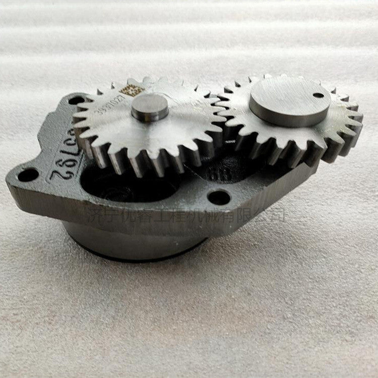 New Oil Pump 4939585 for 4BT3.9 Diesel Engine 3937027 5346492 3901384