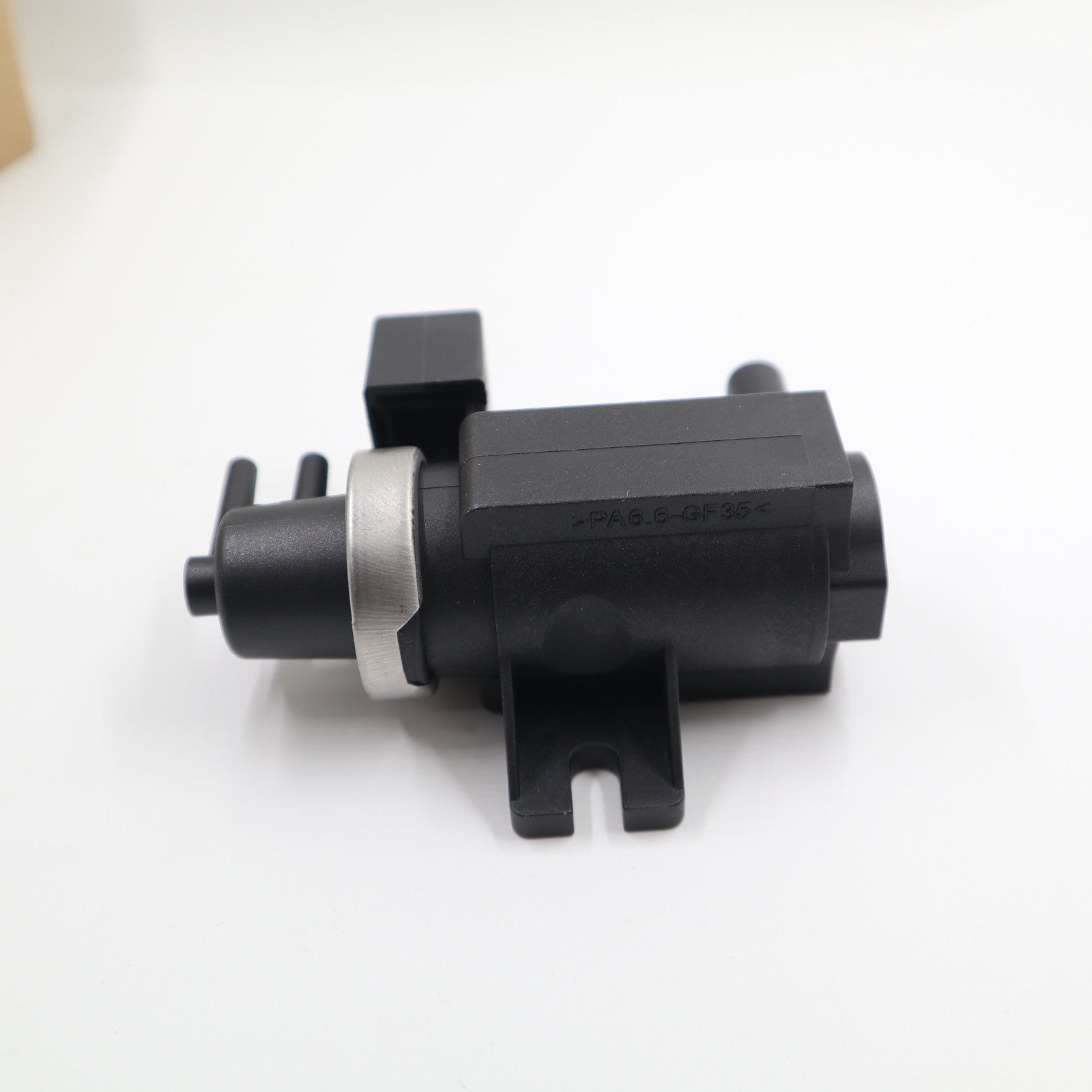 11747805391 7805391 0051525528 Turbine pressure solenoid valve suitable for BMW 135 series