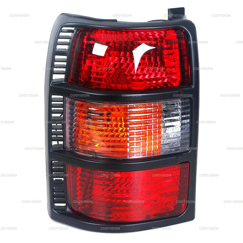 LHRH Rear Bumper Tail Light 4CM for Mitsubishi Pajero V31 V32 V33 V43 1993-1997