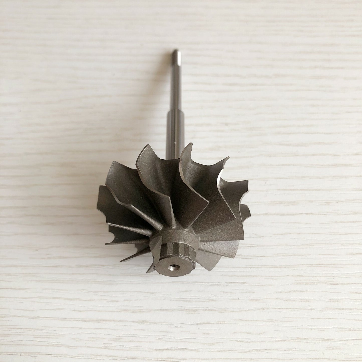 TD04H 44.2/52 mm 12-blade turbine wheel/turbine shaft and wheel
