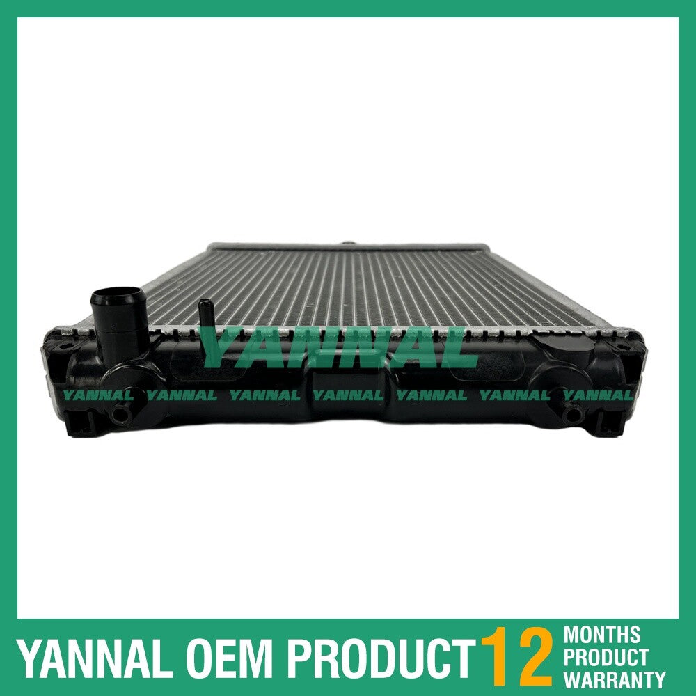 The Assy RC411-42300 radiator is suitable for Kubota KX91-3 U35-3 engines with a D1703 engine.