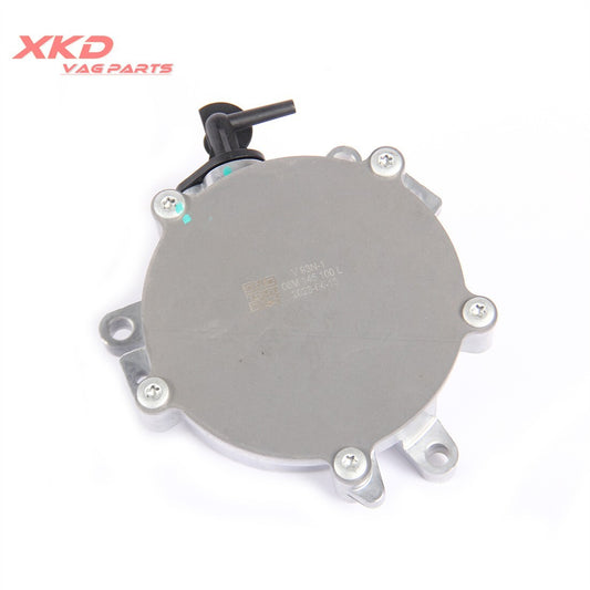 The 3.0T vacuum pump is suitable for Volkswagen Touareg, for Audi S4 quattro, and A6 quattro (model 06M145100L).