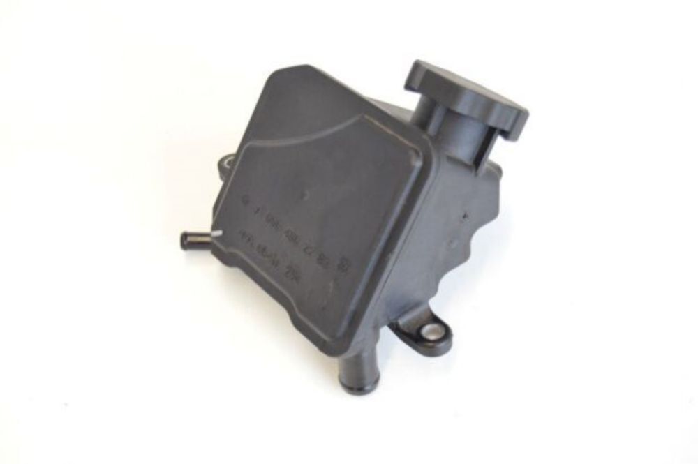 Power Steering Pump Reservoir For 07-13 for Mercedes W211 E320 GL350 A0004602283