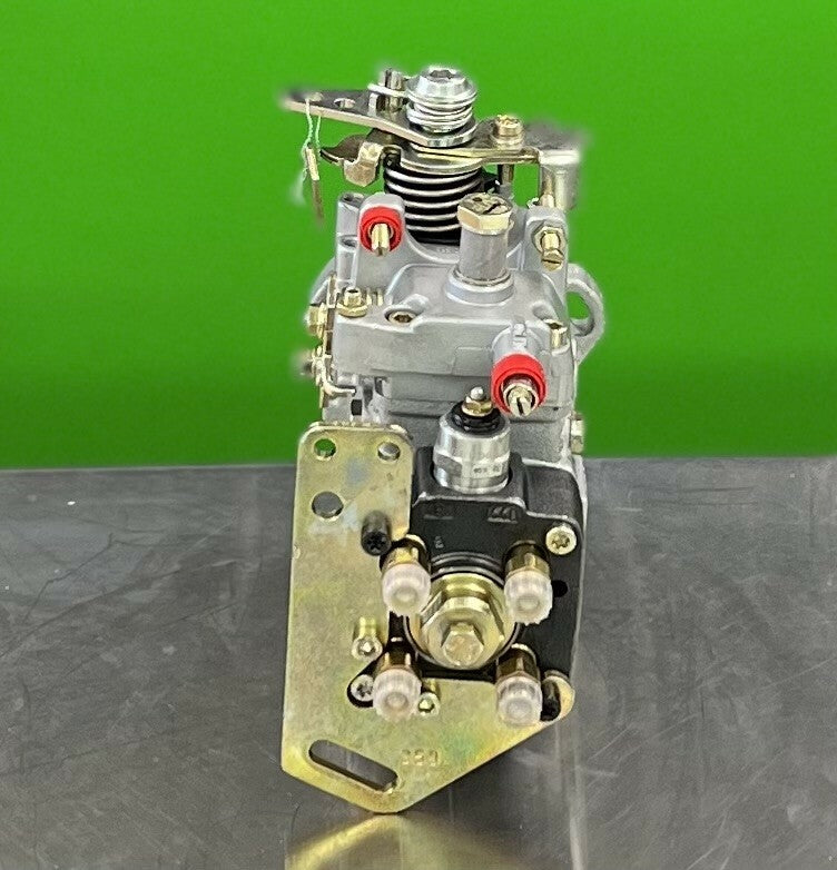 Diesel Fuel Injection Pump For Case 3.9L 3917528 NO CORE J917528