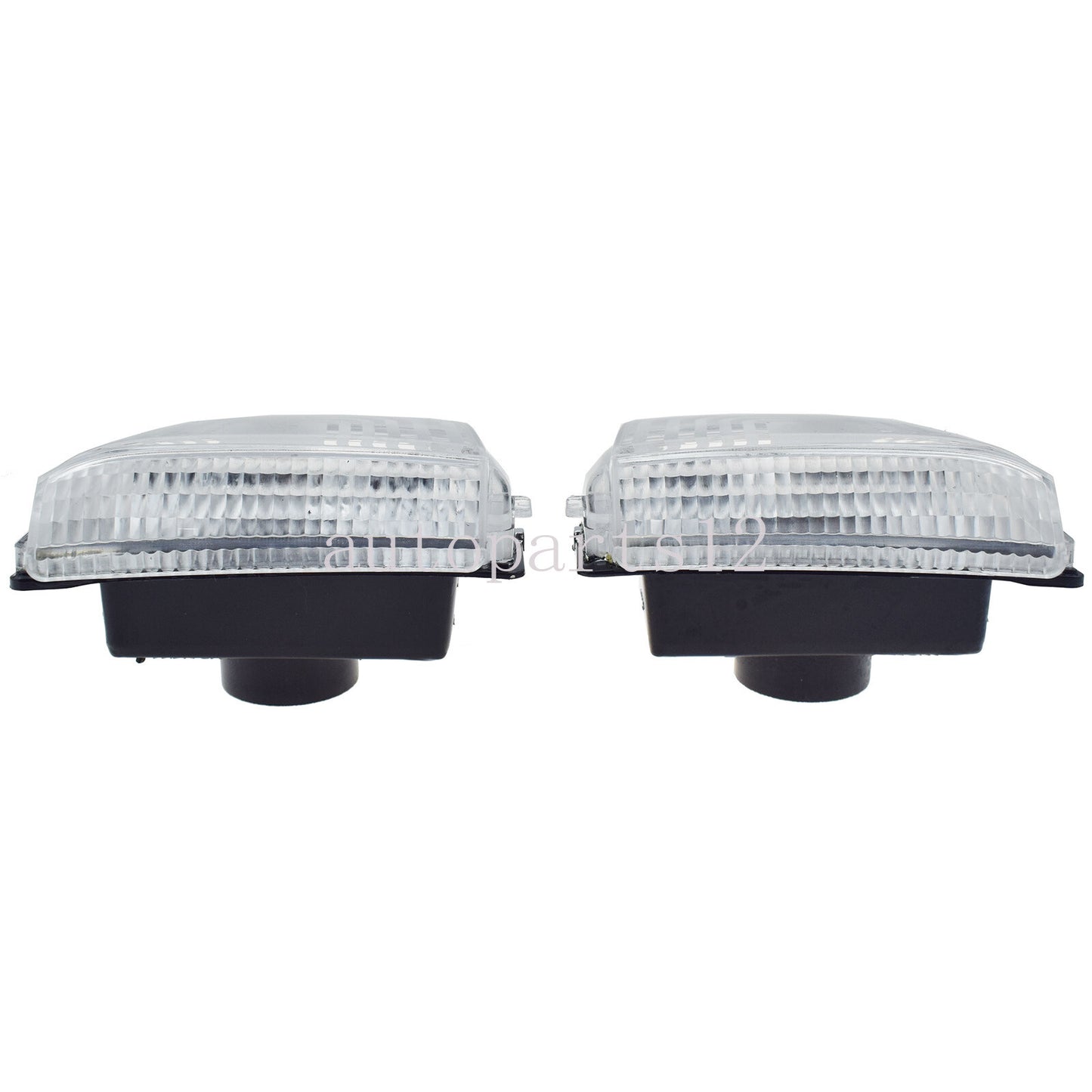 Turn signals on left and right mirrors are applicable to 2019-2021 for Mercedes-Benz Sprinter 2500 and 3500 models.