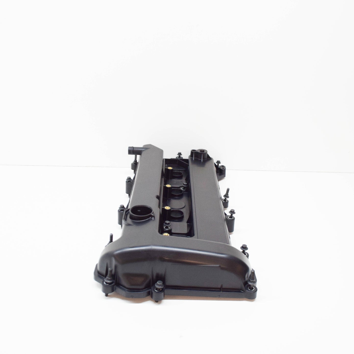 new 30758079 cylinder head for Volvo C30 2009