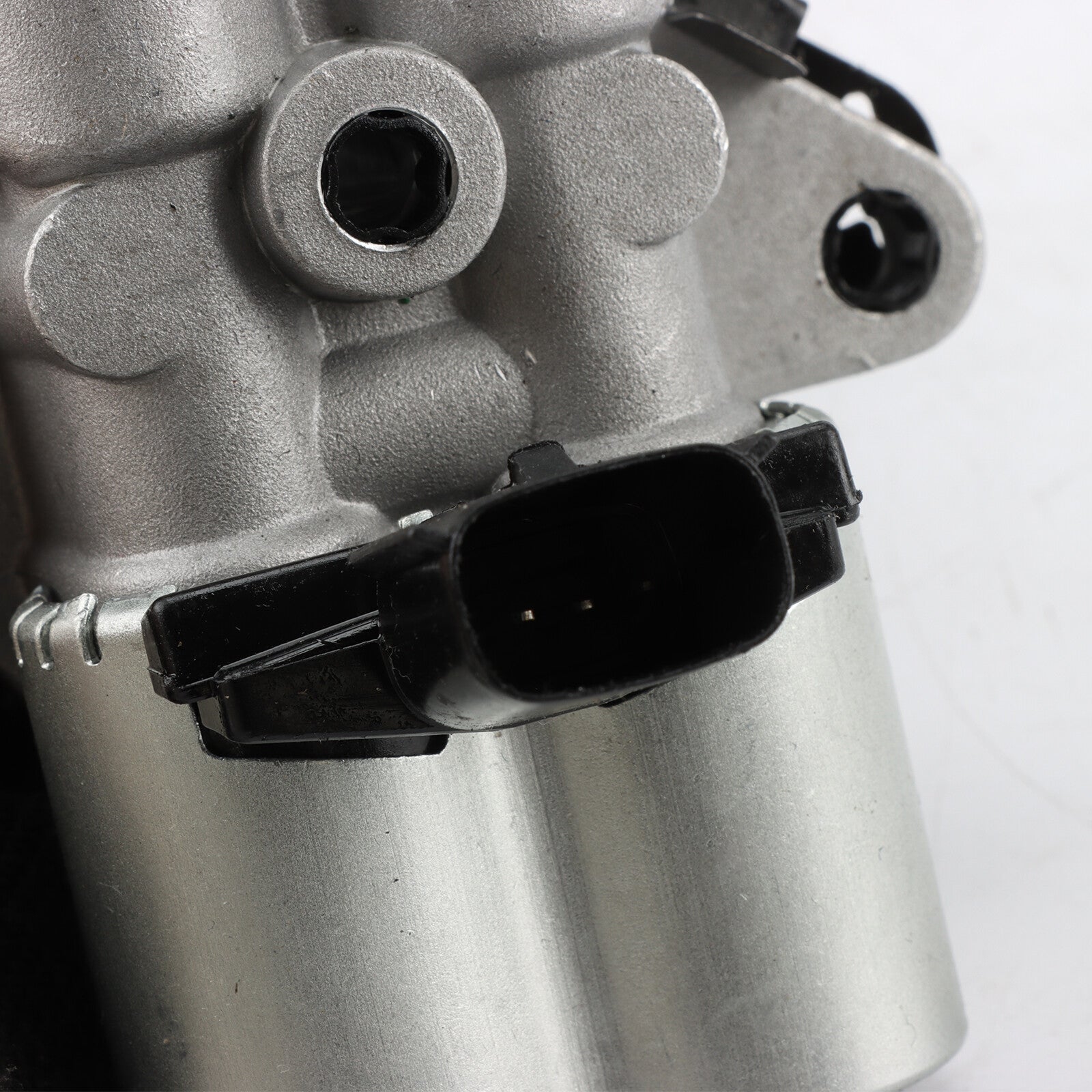 VVT Oil Control Valve 12633613 For 2014-2015 for Chevrolet 2.5L Impala Malibu New