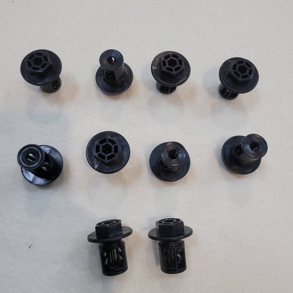 Clip for Toyota C-HR 90467-17027-C0