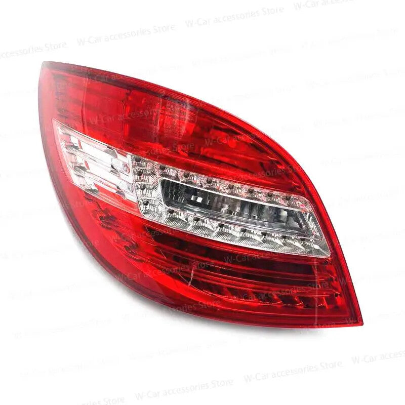 For 2005-2013 for Mercedes-Benz R-Class W251 New Rear Tail Light Right 2518202064