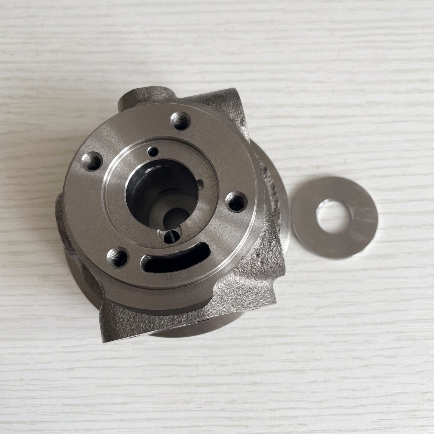 RHF5HB VF34 VF36 14411-AA321 VA660060 Ball bearing housing