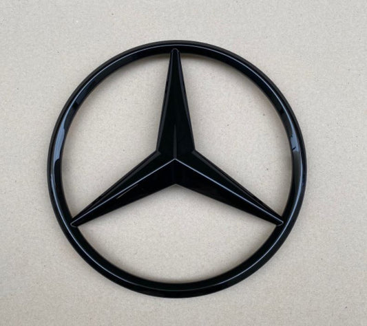 for Mercedes-Benz W463A G-Class G550 G63, front grille with star-like sheen, new in black.